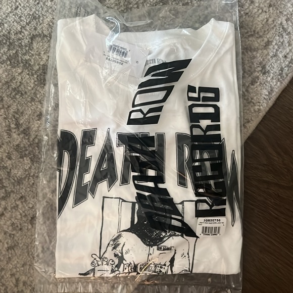 Death Row Records "Lights Out" tee - Brand New in Sealed Packaging - Picture 2 of 4